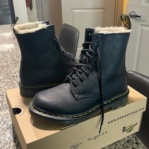 Dr. Martens 1460 Serena Black